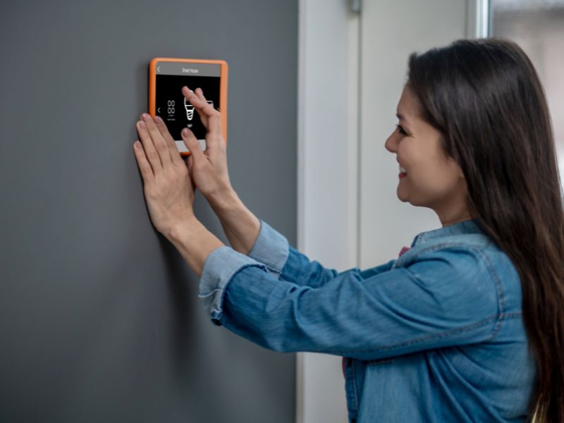 Read more about the article Stop Kontak Simon I7 untuk Hunian Modern​